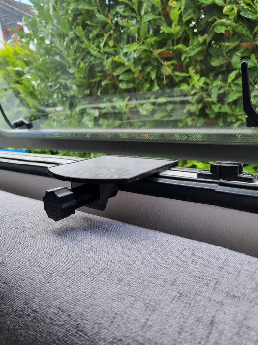 Fensterbank / Ablage für Wohnwagen & Wohnmobil