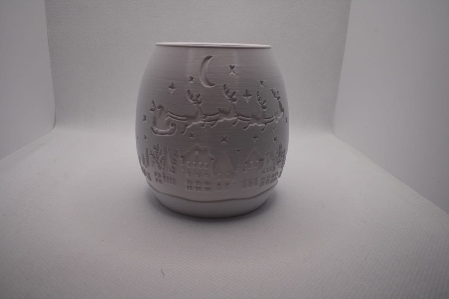 LED-Windlicht „Weihnachtszauber“ – mit filigraner Winterlandschaft