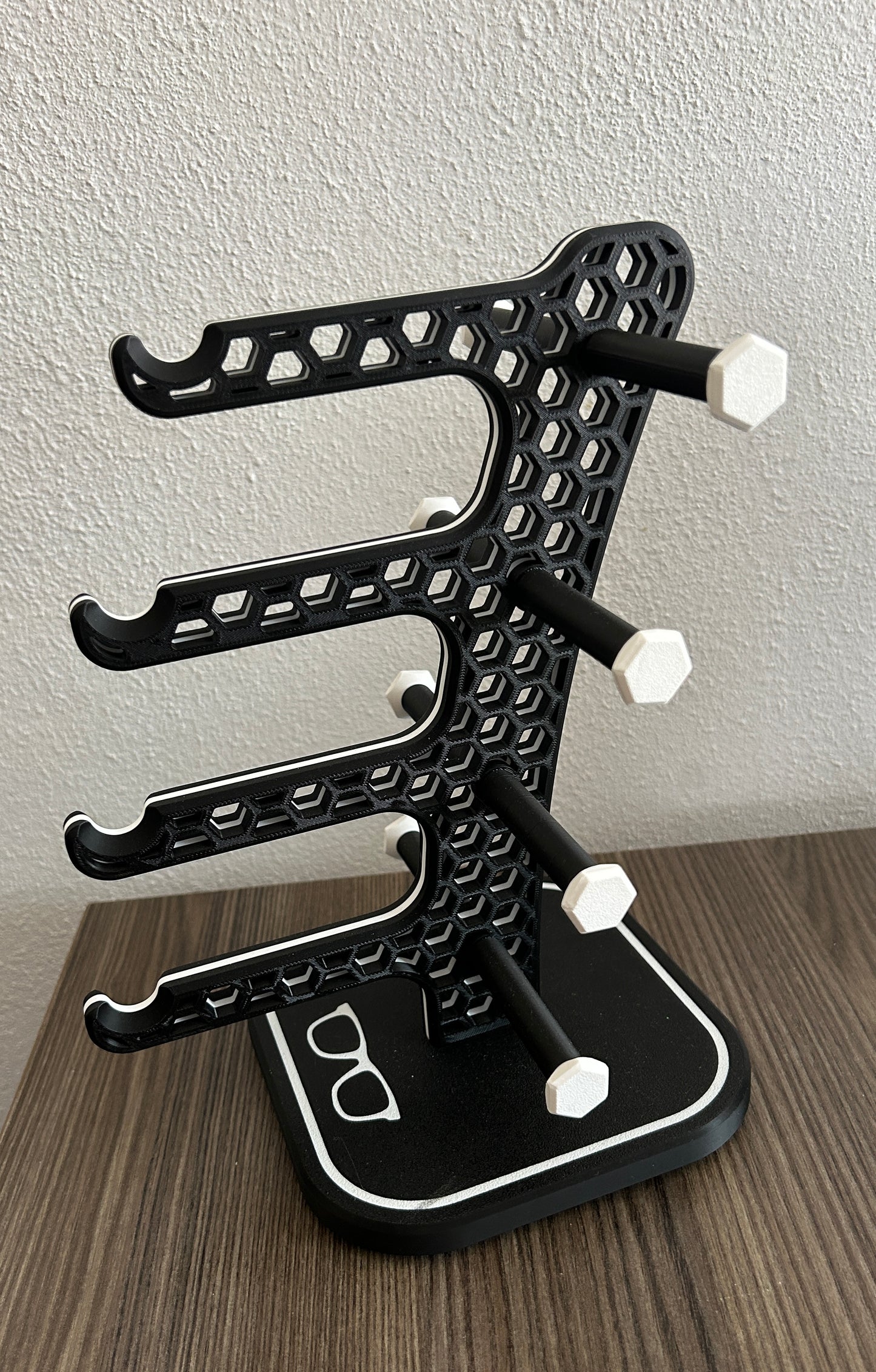 3D gedruckter Sonnenbrillenhalter für eine zwei oder vier Brillen