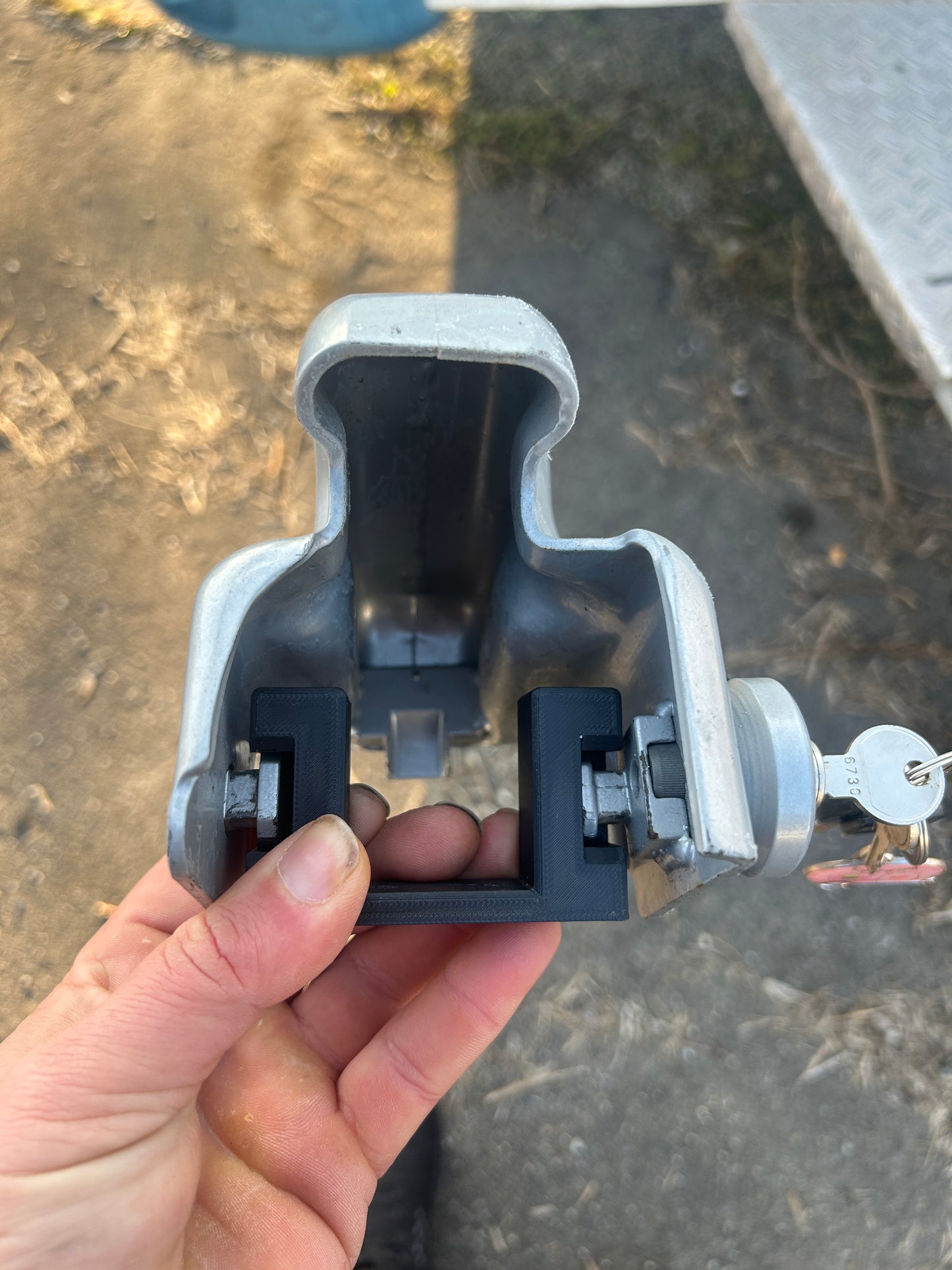 Halter für AL KO Safety Compact Kupplungsschloss AKS2004 und AKS3004