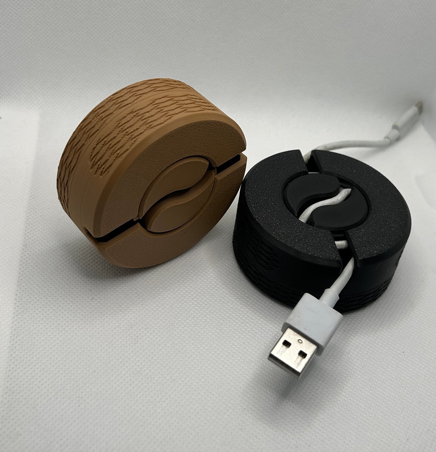 3D gedruckter Kabelaufroller für saubere und ordentliche Kabel